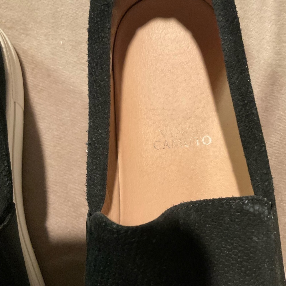 Vince Camuto Leather Slip On Shoes - Picture 2 of 7